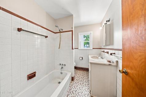 4 Pettibone Drive Albany NY 12205