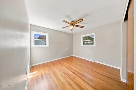 4 Pettibone Drive Albany NY 12205