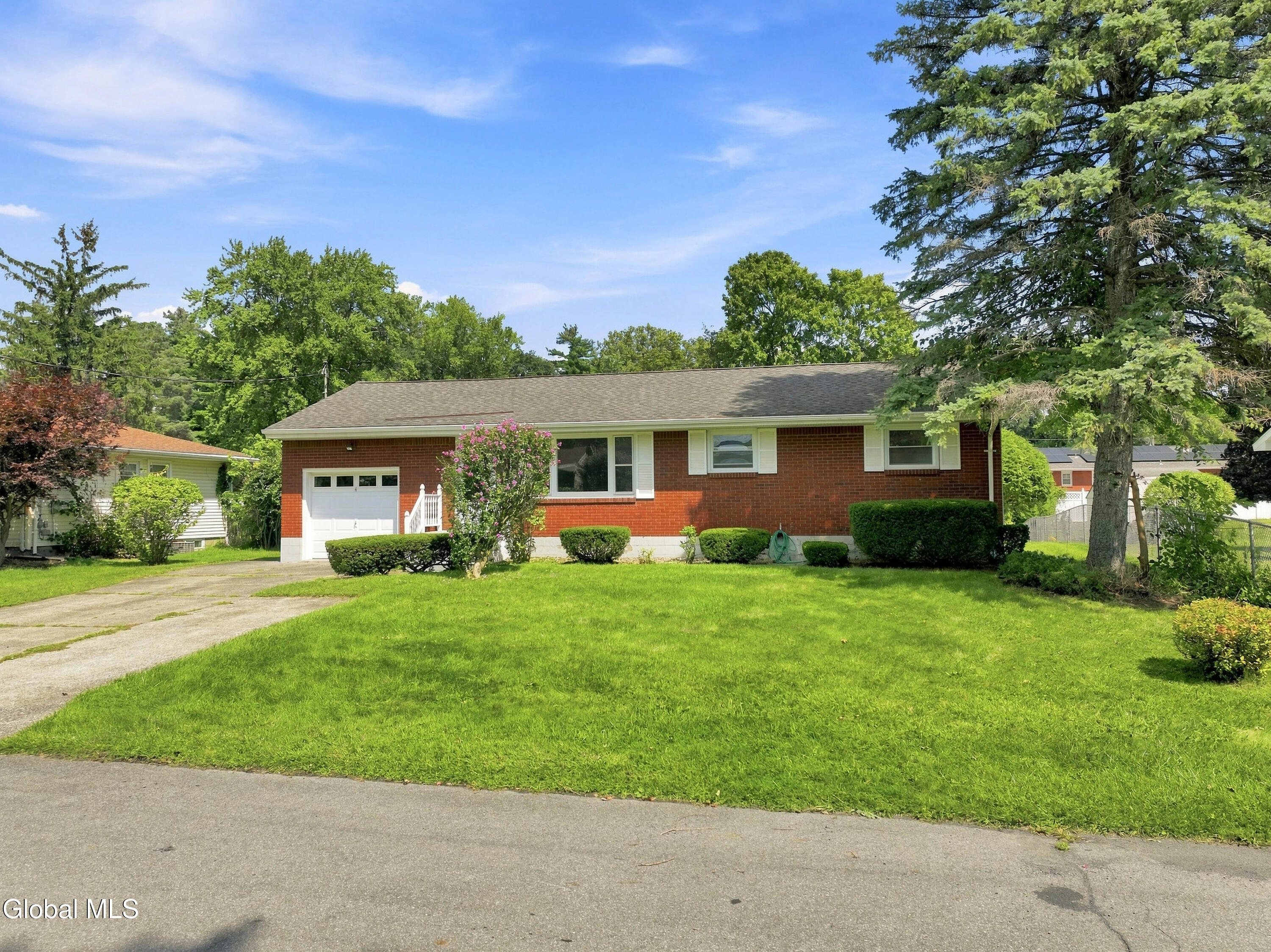 4 Pettibone Drive Albany NY 12205