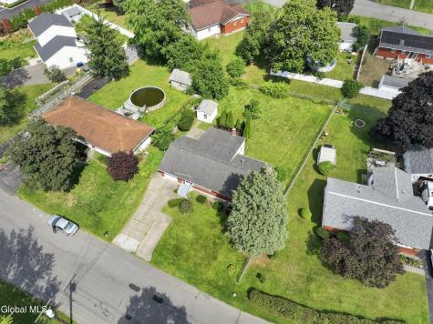 4 Pettibone Drive Albany NY 12205