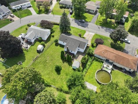 4 Pettibone Drive Albany NY 12205