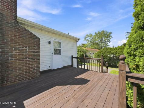 4 Pettibone Drive Albany NY 12205