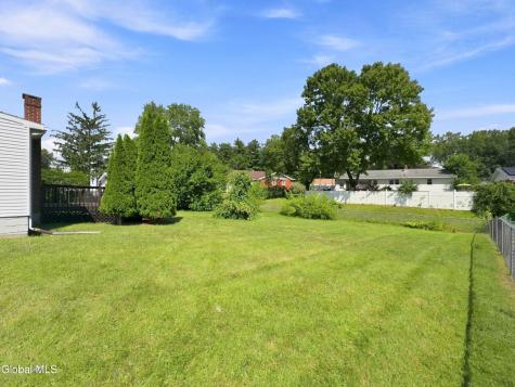 4 Pettibone Drive Albany NY 12205
