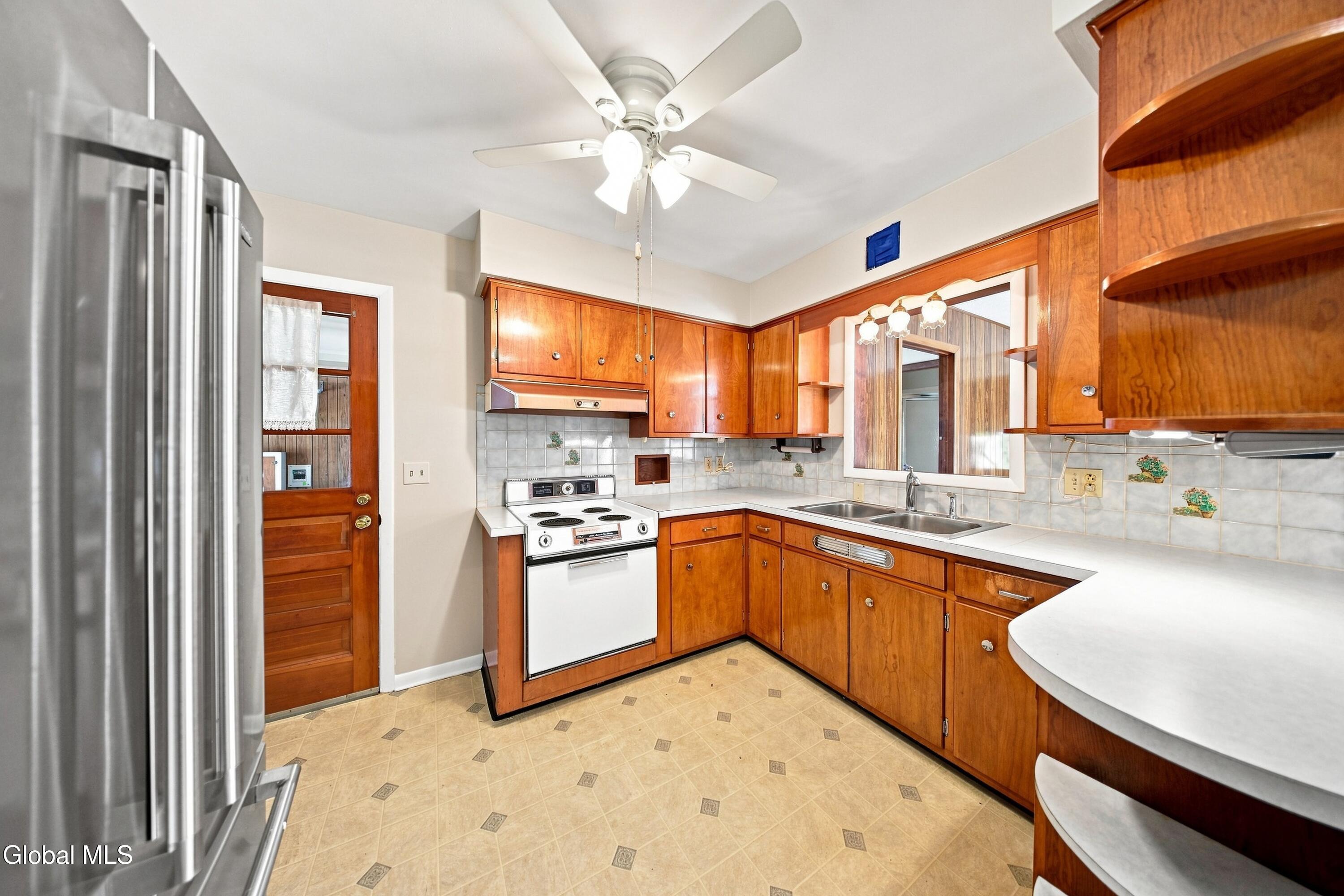 4 Pettibone Drive Albany NY 12205