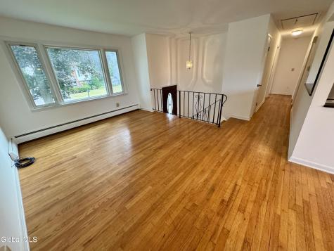 29 Myers Court Albany NY 12205