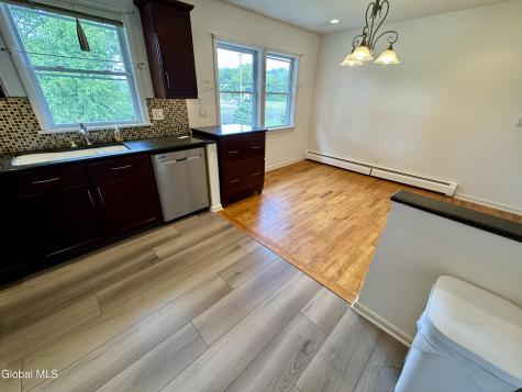 29 Myers Court Albany NY 12205