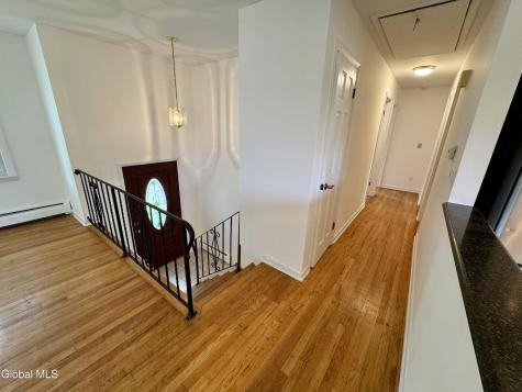 29 Myers Court Albany NY 12205