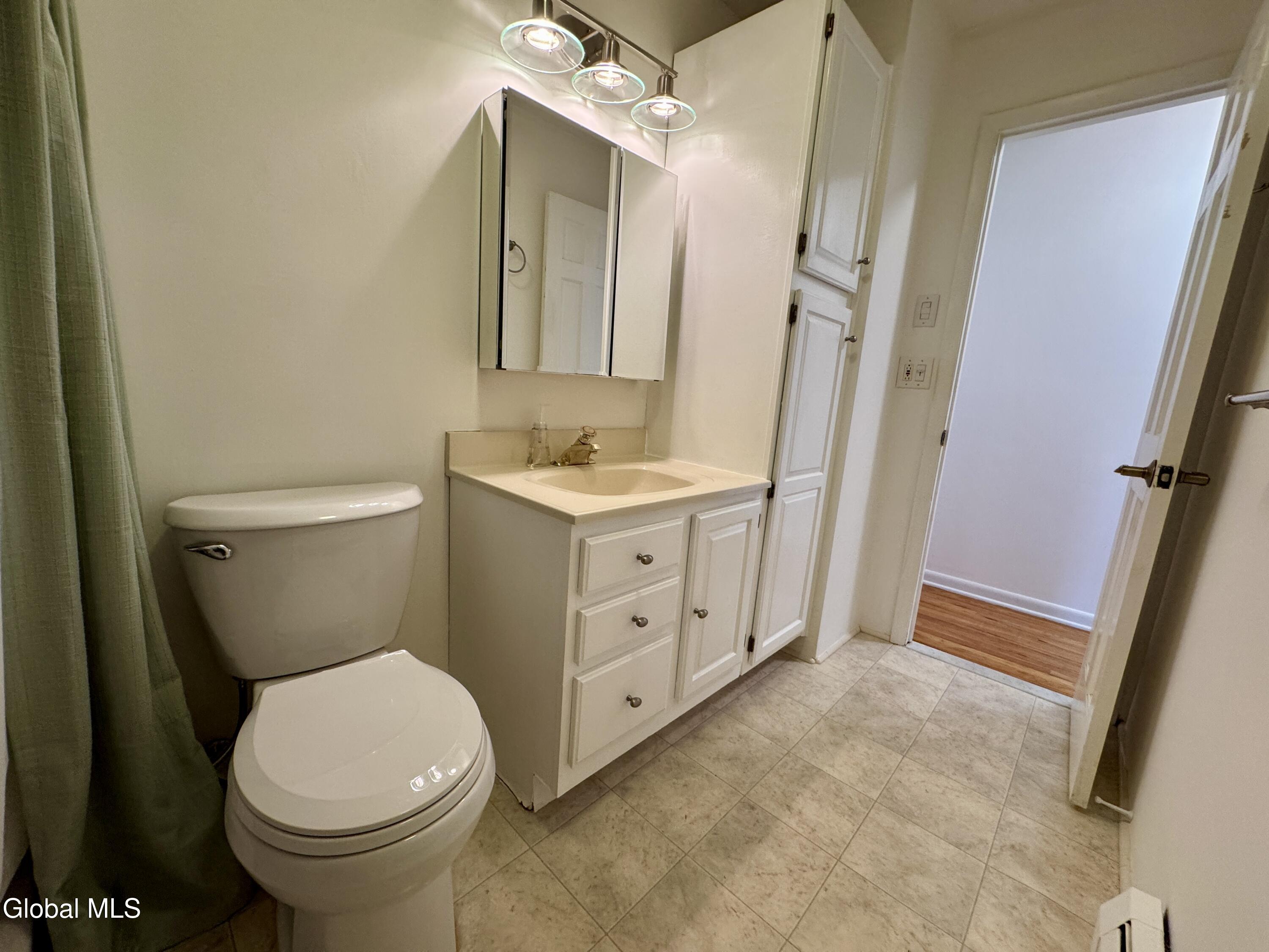 29 Myers Court Albany NY 12205