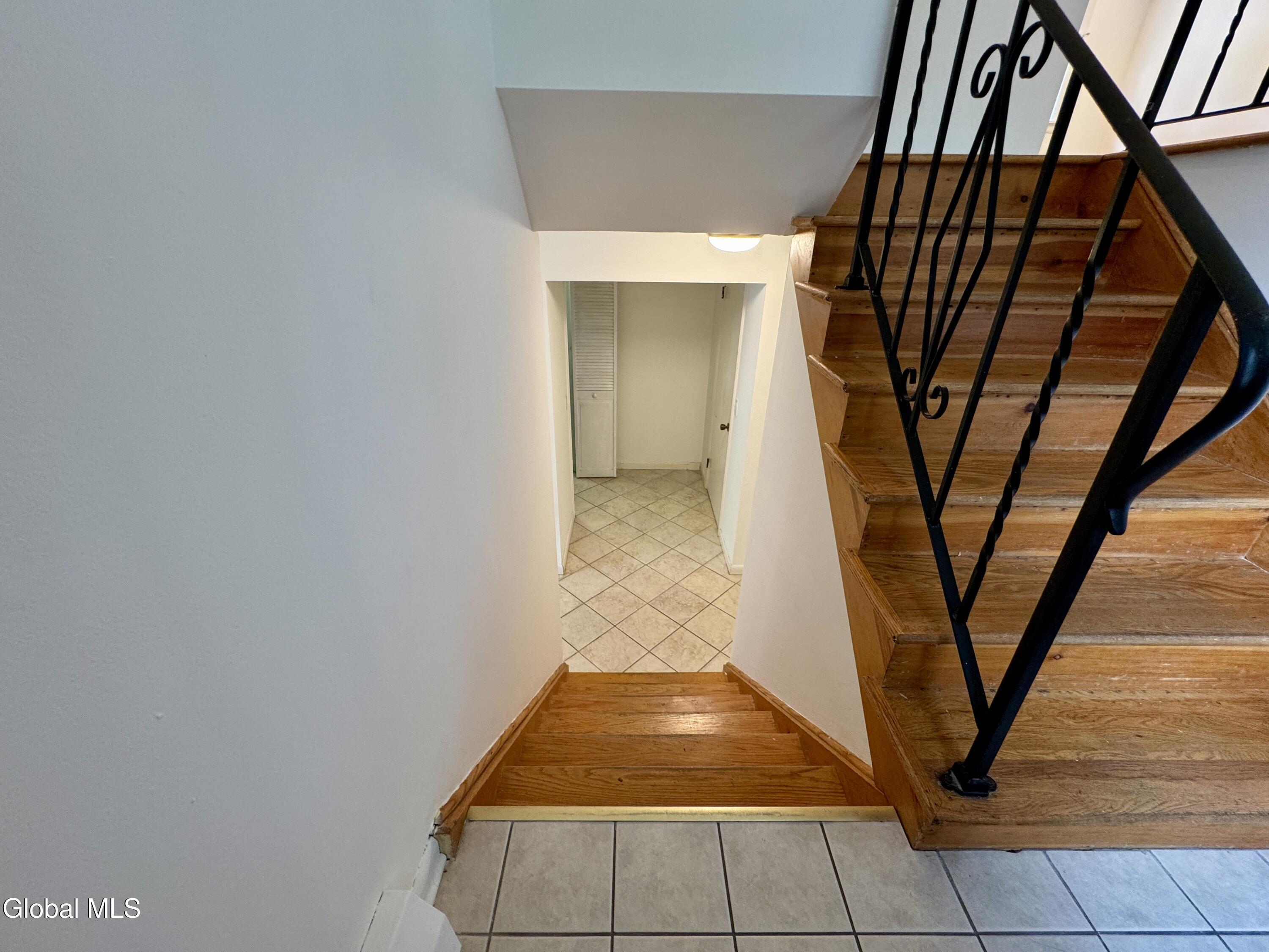 29 Myers Court Albany NY 12205