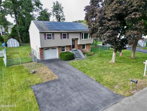 29 Myers Court Albany NY 12205