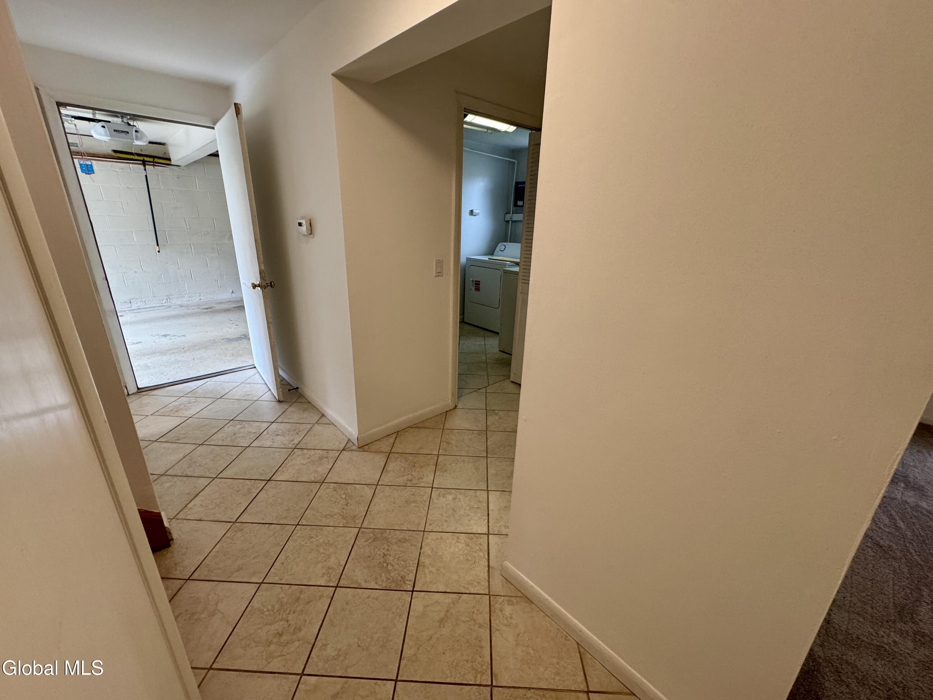 29 Myers Court Albany NY 12205