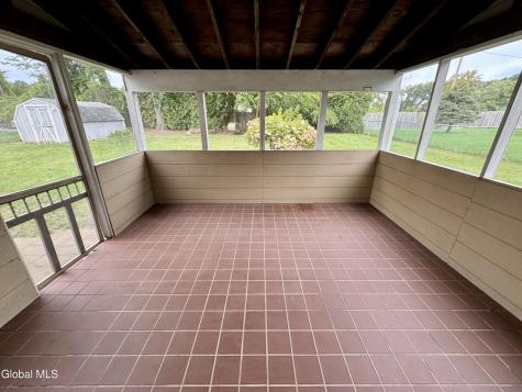 29 Myers Court Albany NY 12205