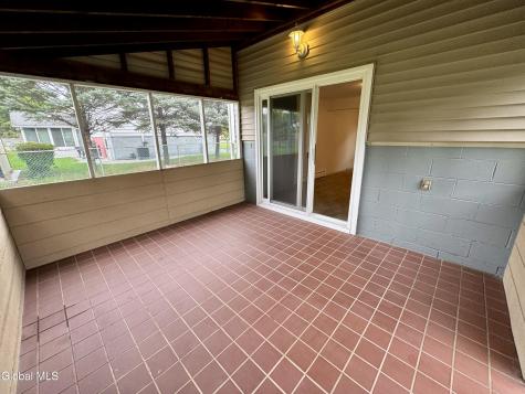 29 Myers Court Albany NY 12205