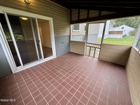 29 Myers Court Albany NY 12205
