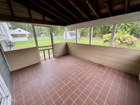 29 Myers Court Albany NY 12205