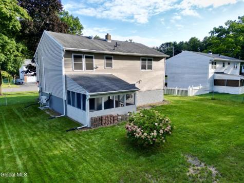 29 Myers Court Albany NY 12205
