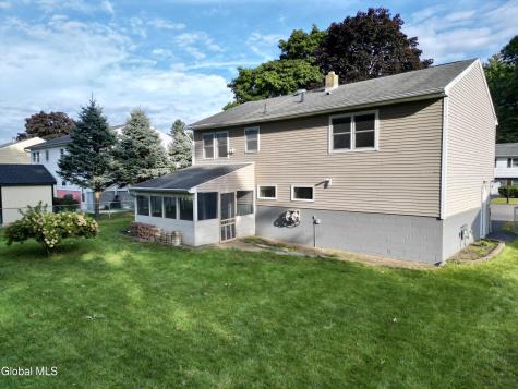29 Myers Court Albany NY 12205