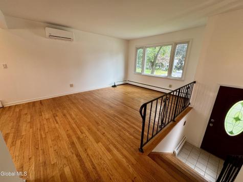 29 Myers Court Albany NY 12205