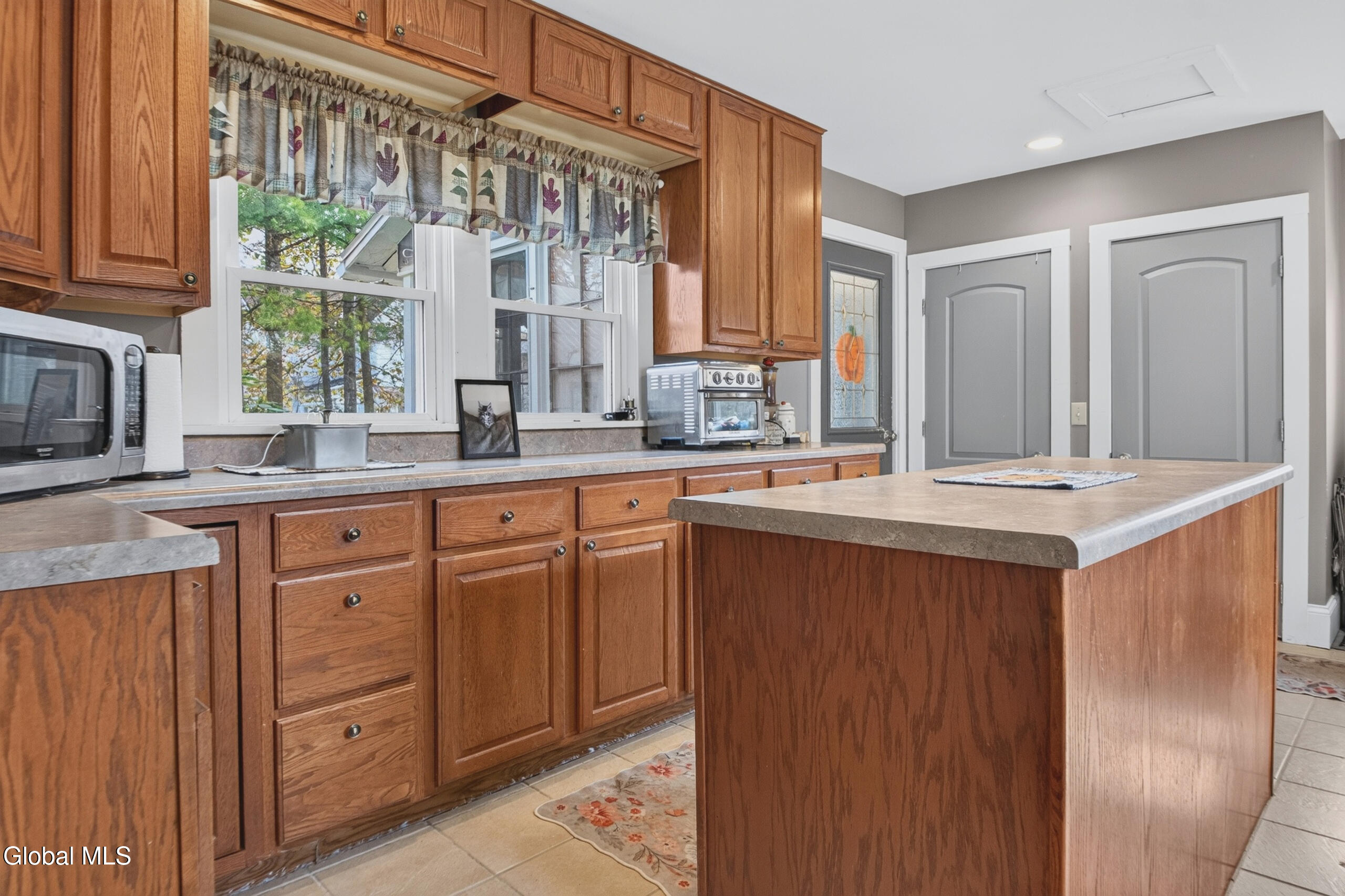 19 2nd Avenue Mayfield NY 12117