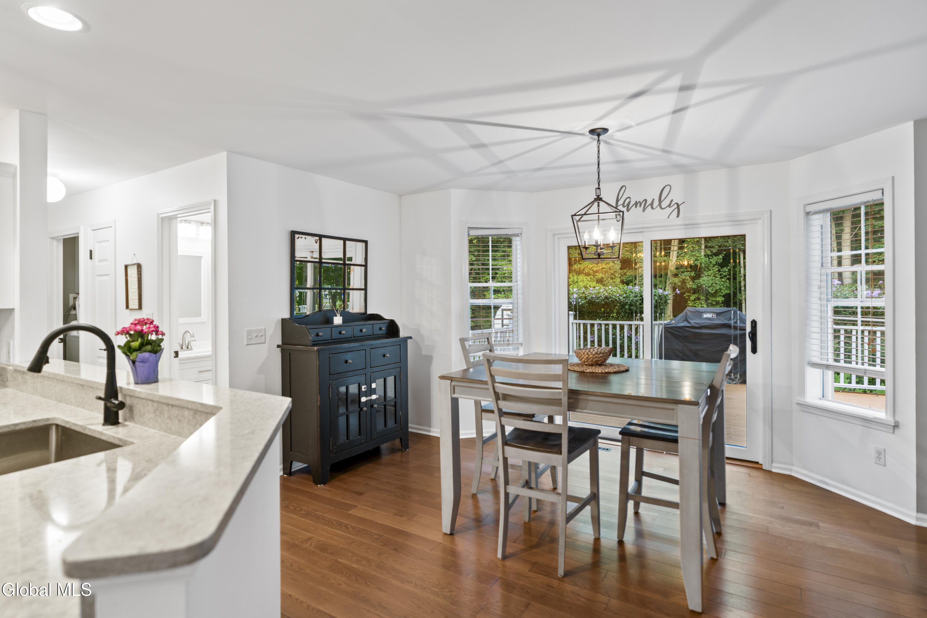 2 Kendall Place Ballston Lake NY 12019