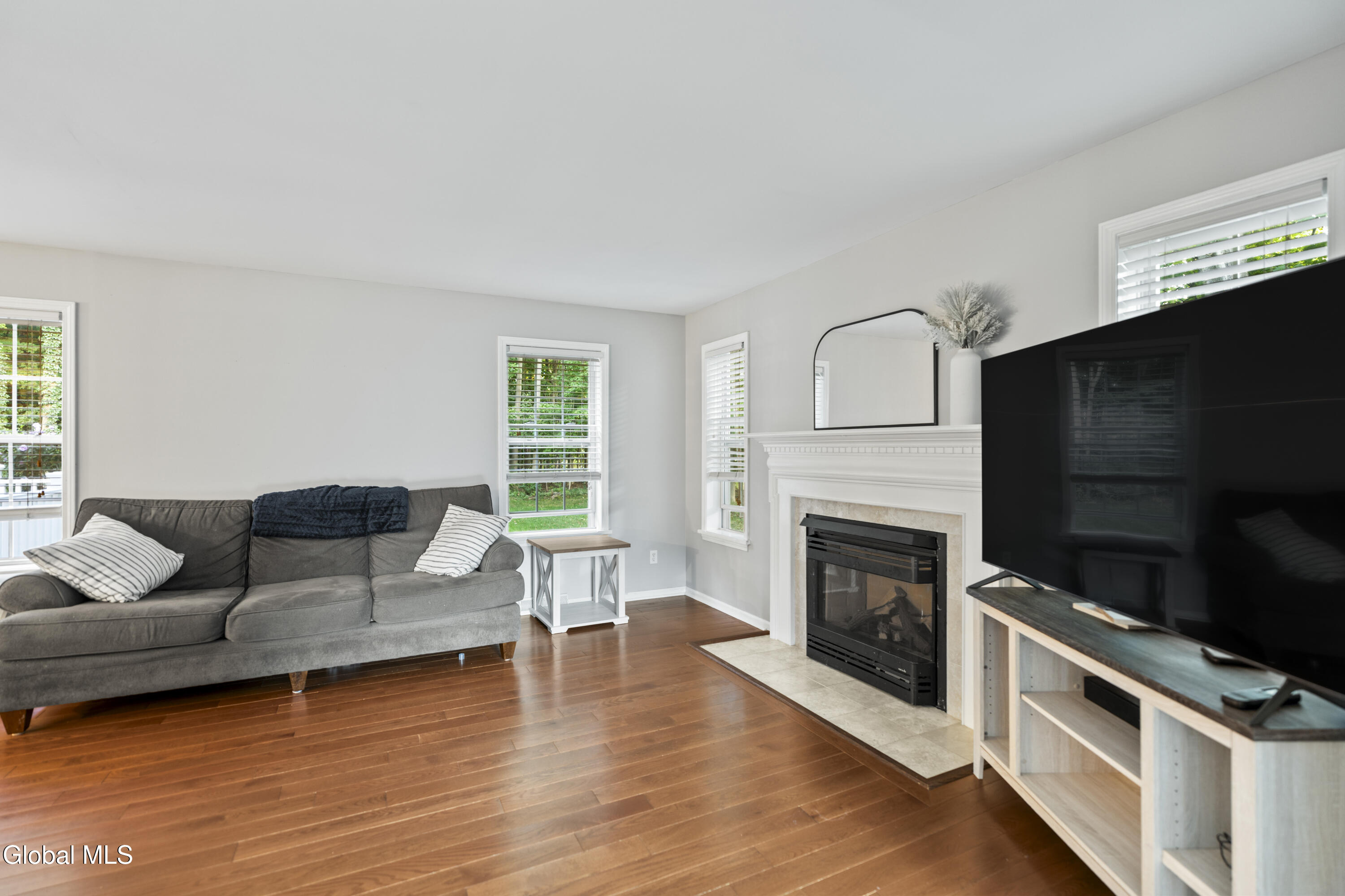 2 Kendall Place Ballston Lake NY 12019