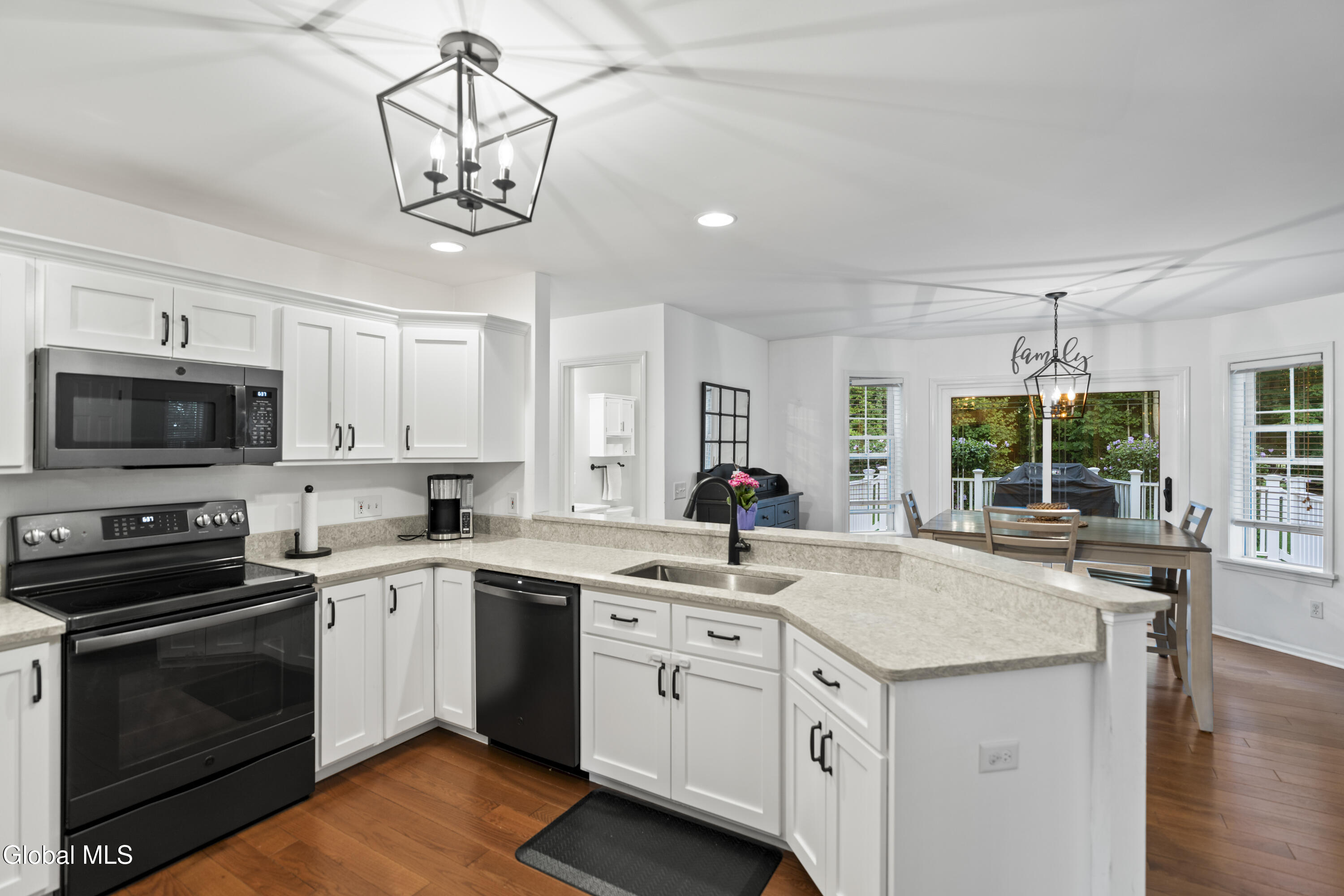 2 Kendall Place Ballston Lake NY 12019
