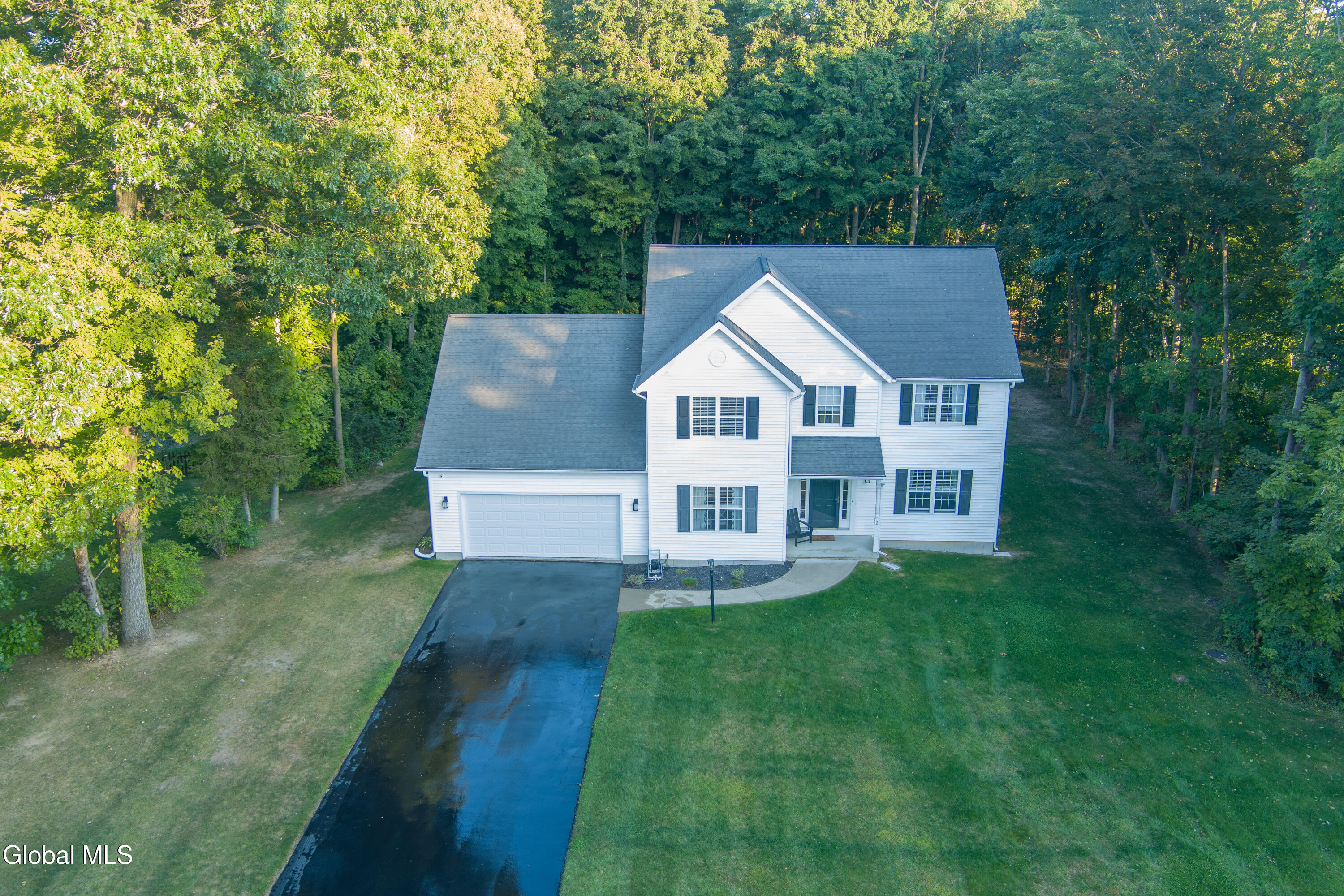 2 Kendall Place Ballston Lake NY 12019