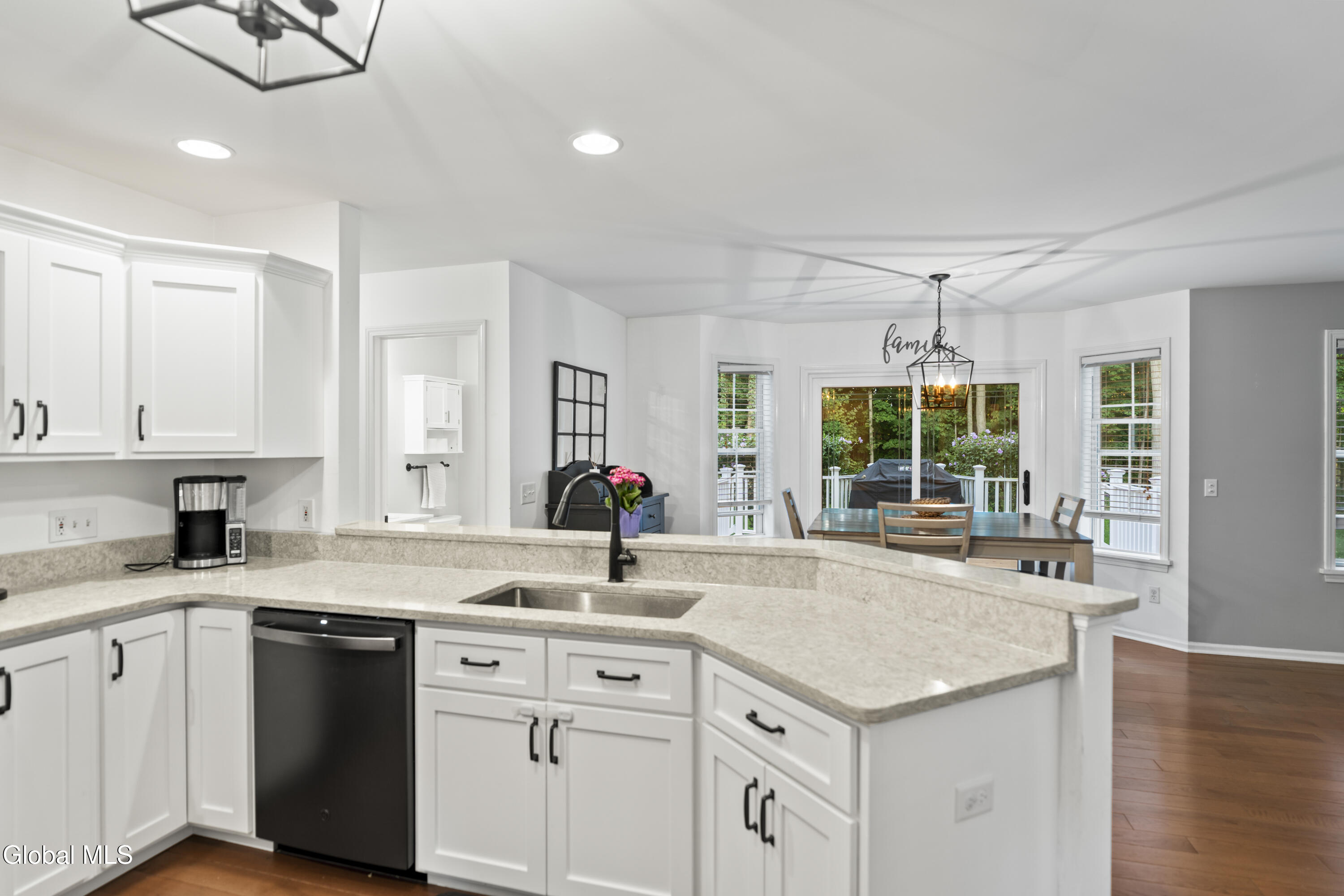 2 Kendall Place Ballston Lake NY 12019