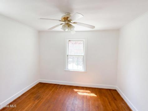 22 Gillen Terrace Gloversville NY 12078