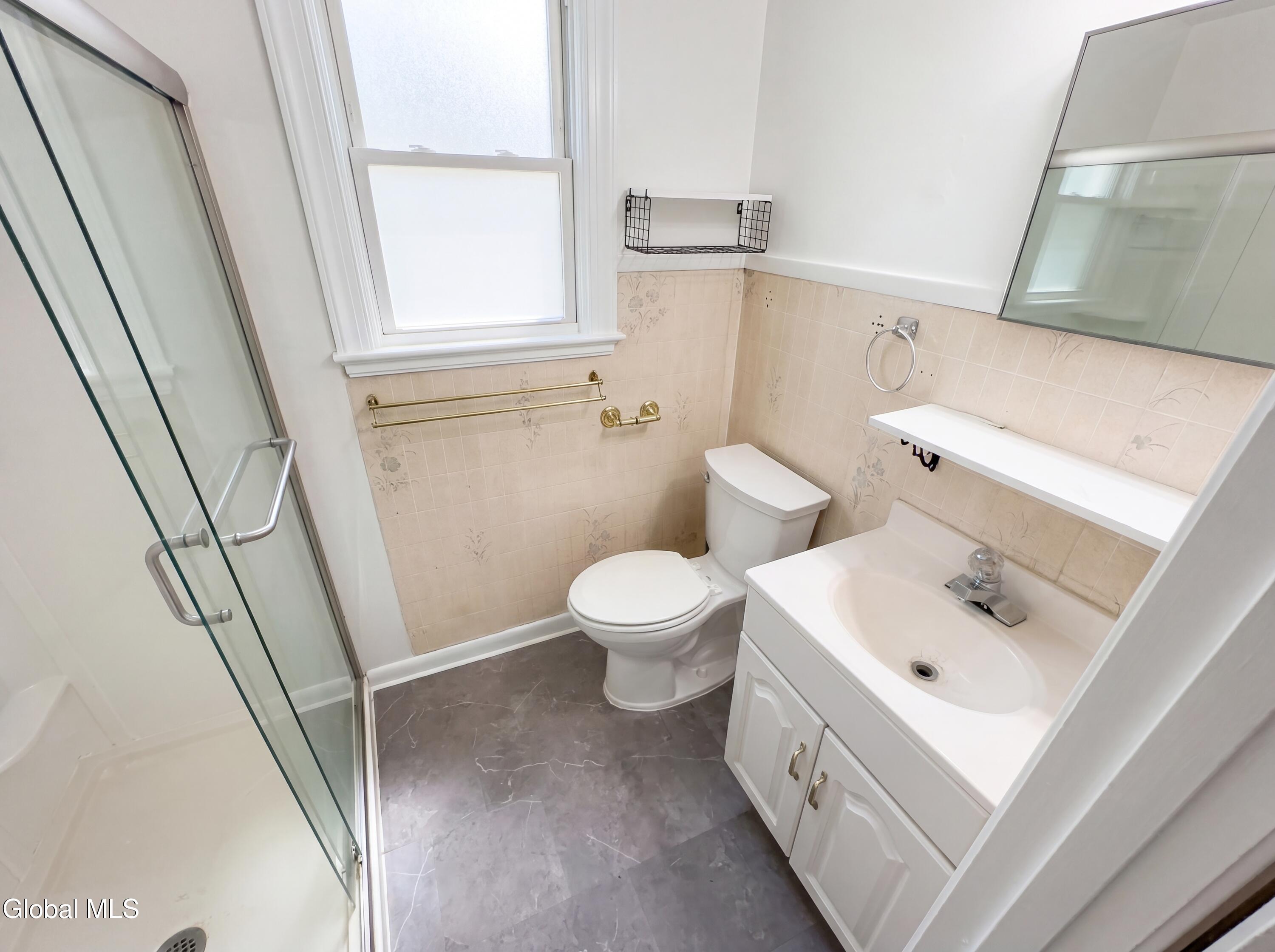 22 Gillen Terrace Gloversville NY 12078
