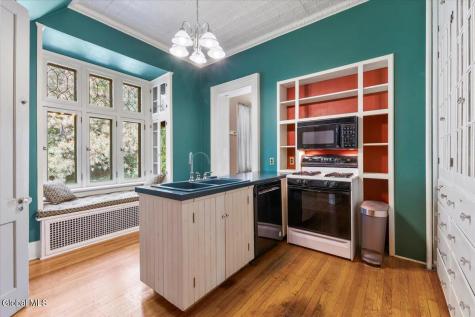 263 Guy Park Avenue Amsterdam NY 12010