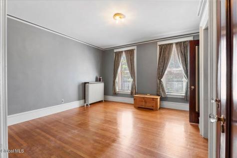 263 Guy Park Avenue Amsterdam NY 12010