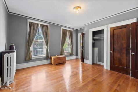 263 Guy Park Avenue Amsterdam NY 12010