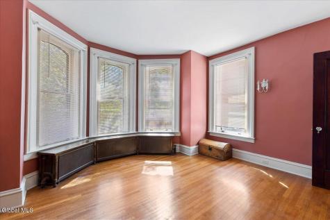 263 Guy Park Avenue Amsterdam NY 12010