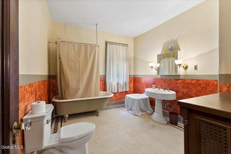 263 Guy Park Avenue Amsterdam NY 12010