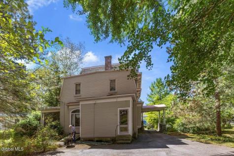 263 Guy Park Avenue Amsterdam NY 12010