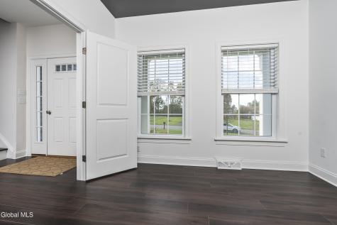 46 Mallory Way Ballston Lake NY 12019