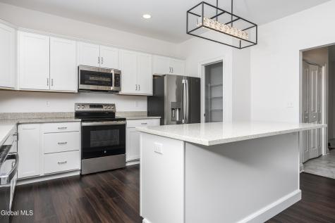 46 Mallory Way Ballston Lake NY 12019