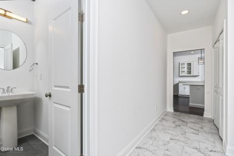 46 Mallory Way Ballston Lake NY 12019