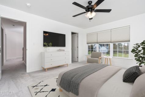 46 Mallory Way Ballston Lake NY 12019