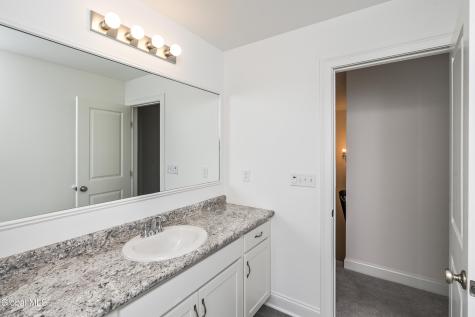 46 Mallory Way Ballston Lake NY 12019