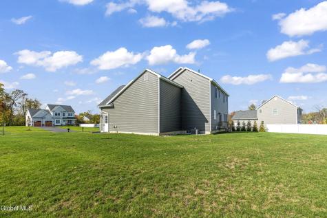 46 Mallory Way Ballston Lake NY 12019