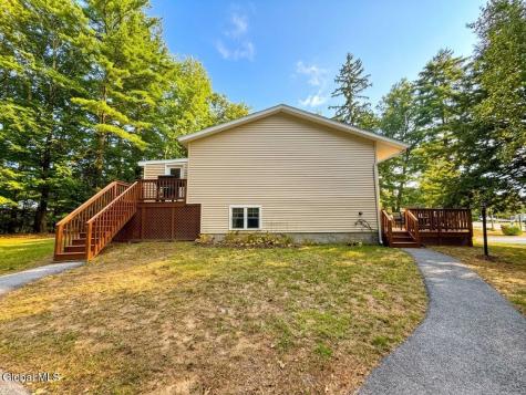39 Whippletree Road Ballston Spa NY 12020