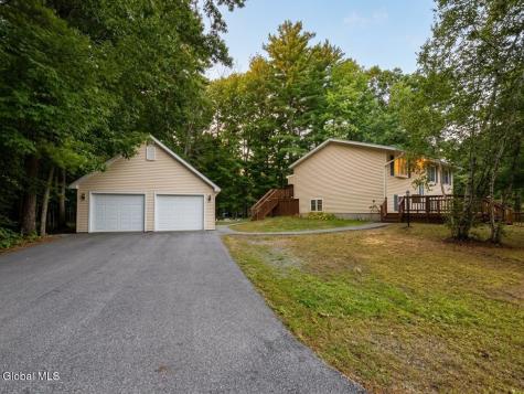 39 Whippletree Road Ballston Spa NY 12020