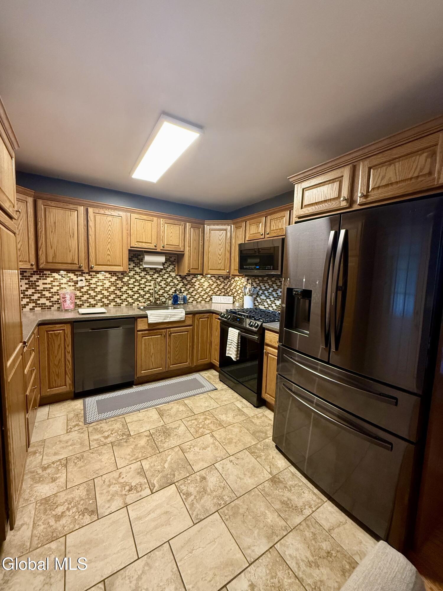 39 Whippletree Road Ballston Spa NY 12020