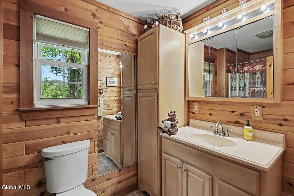 34 Lakeview Terrace Day NY 12835