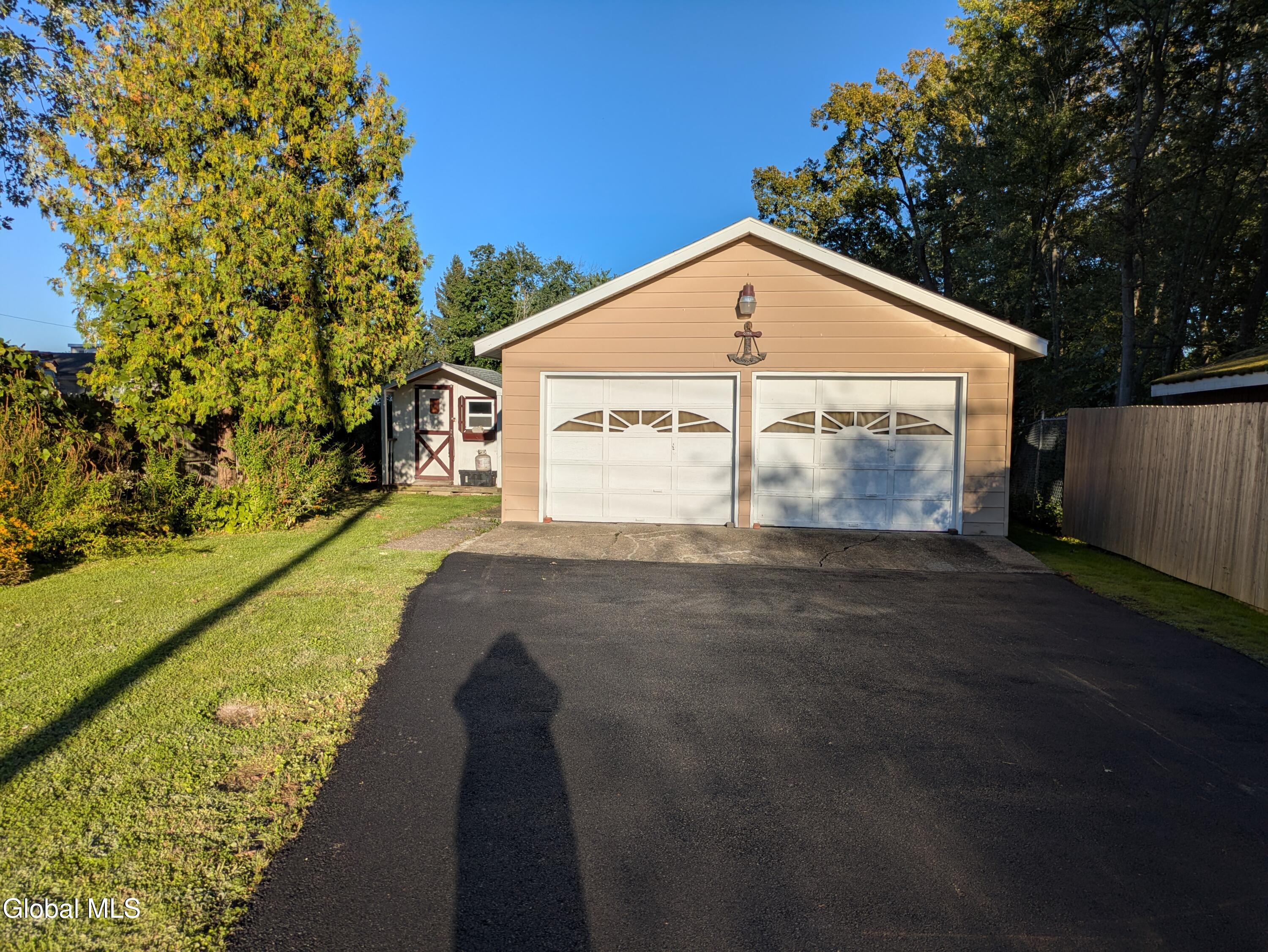 9 Lighthall Avenue Cohoes NY 12047