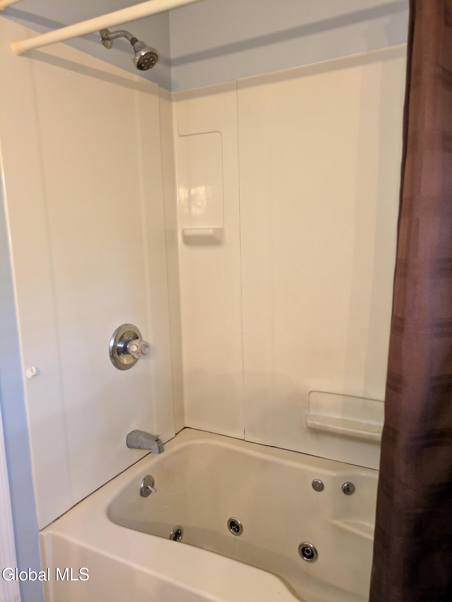 9 Lighthall Avenue Cohoes NY 12047