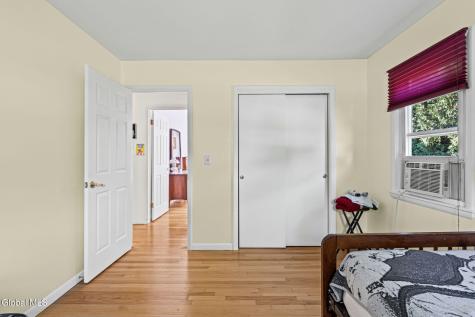 17 Dawn Drive Glenville NY 12302