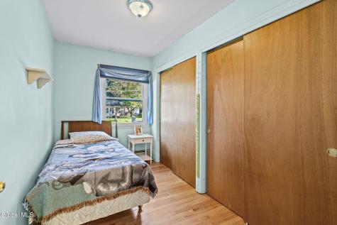 17 Dawn Drive Glenville NY 12302